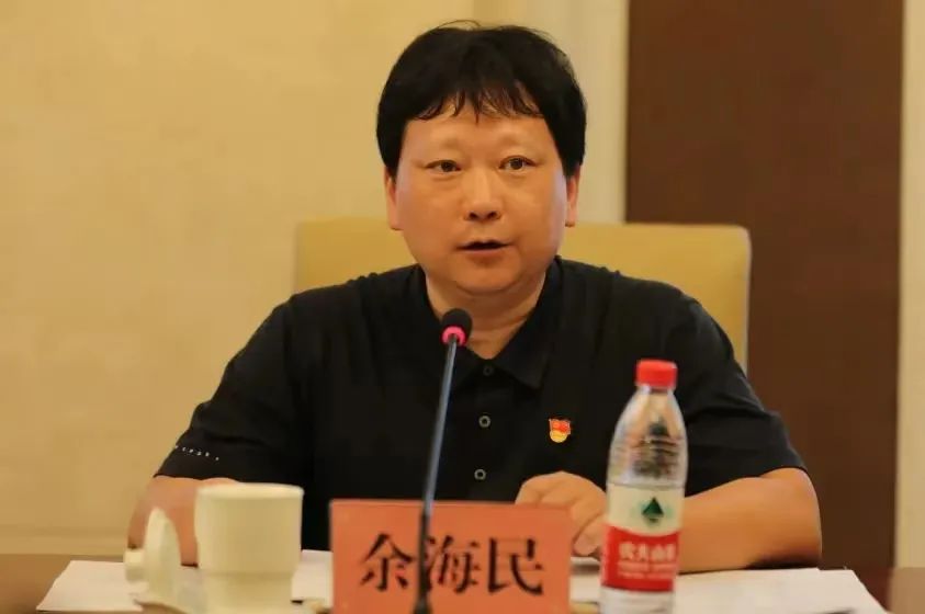 崇外商會聯(lián)合黨委書記、商會會長丁一參加崇外街道黨建協(xié)調(diào)委員會全體會議并代表成員單位進行發(fā)言